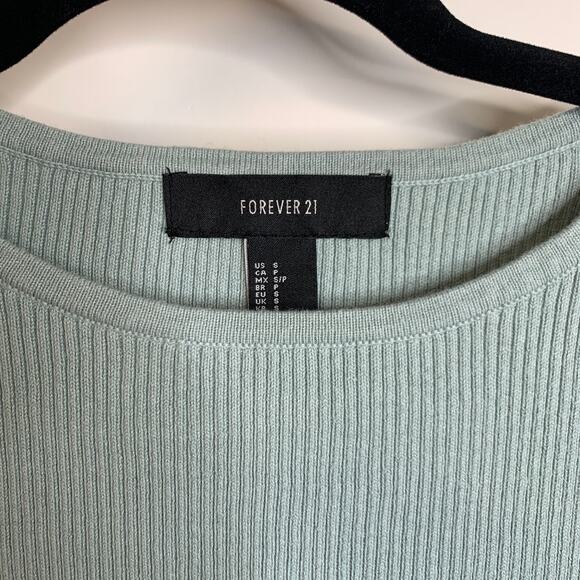 Pale Sage Green Cropped Ribbed Short Sleeve Sweater Sz Small - Picture 7 of 7